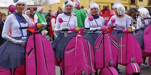 alfombra Karu Cancelar 3 ideas para disfrazarse en grupo estos carnavales - Comarfi.com | Blog